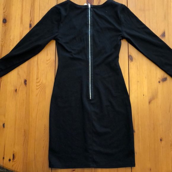 Little black dress - Picture 2 of 3